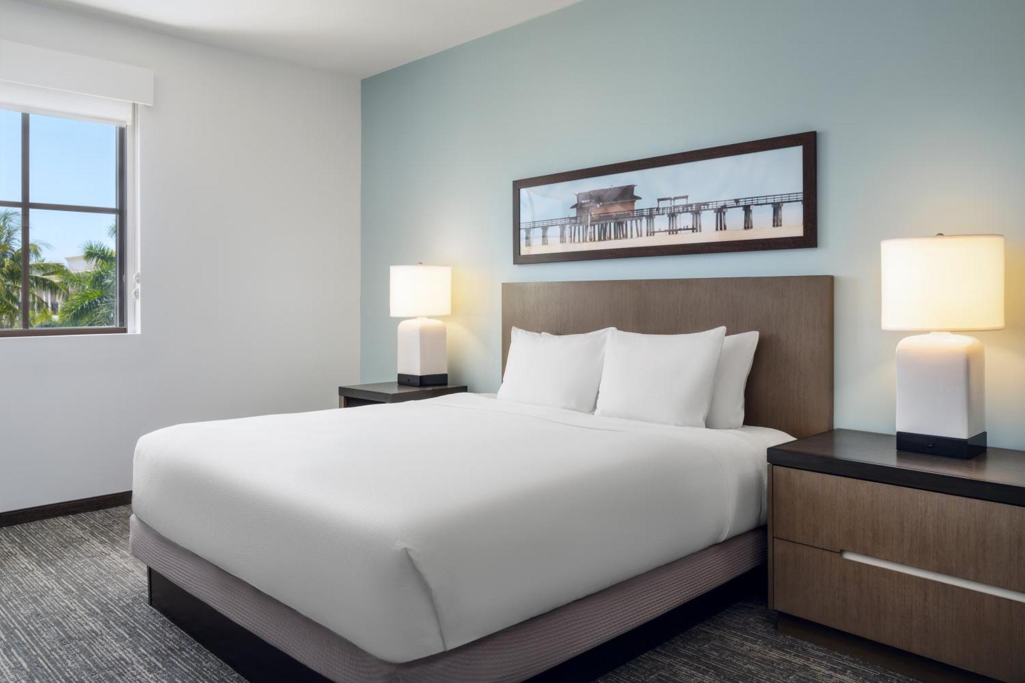Hyatt House 5th Avenue North Naples